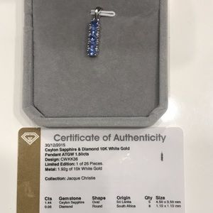 Ceylon sapphire pendant